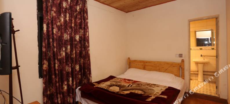 都江堰青城山青城居图片