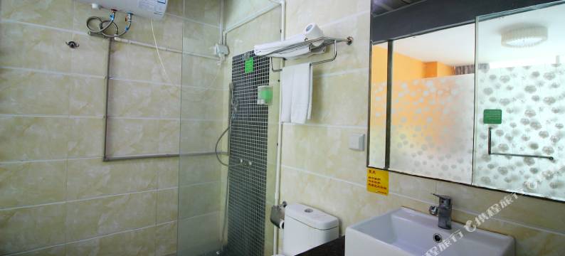 玛客艇酒店(珠海情侣路日月贝店)图片