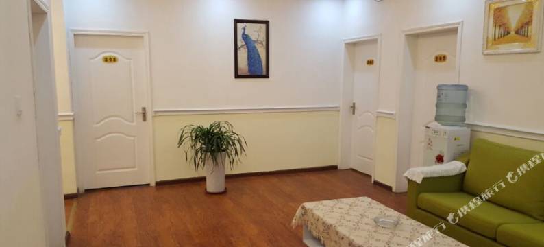 红原静雅居客栈图片