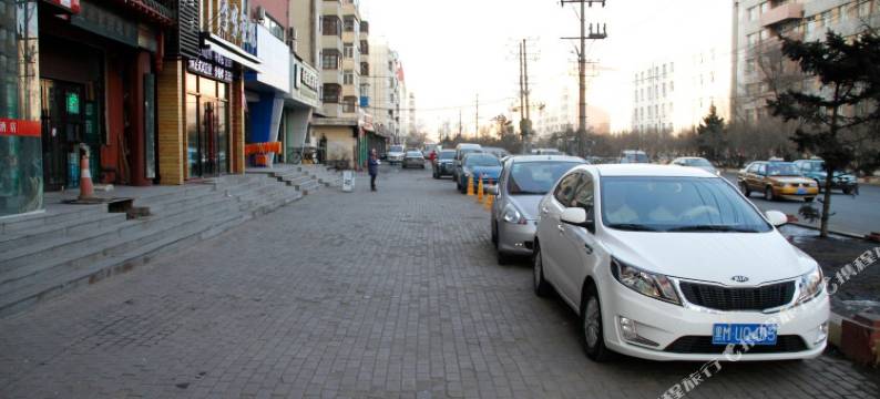 金芒果快捷宾馆(哈尔滨学府凯德广场师大夜市店)图片