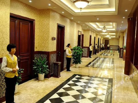 临安龙都大酒店 大明山万松岭滑雪 大明山门票 景区巴士小交通(非周末