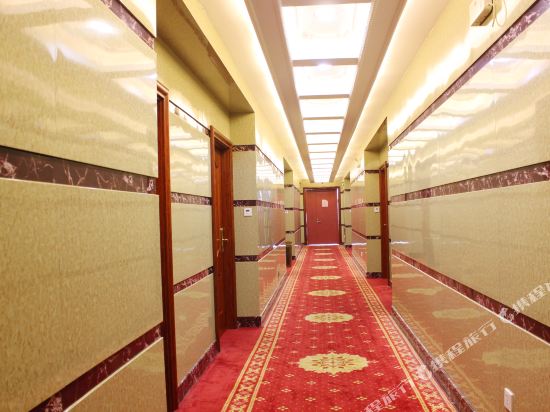 济南泉西商务酒店_地址:经十路27288号