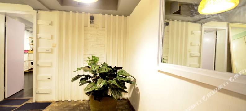 武汉公子楼上请青旅图片