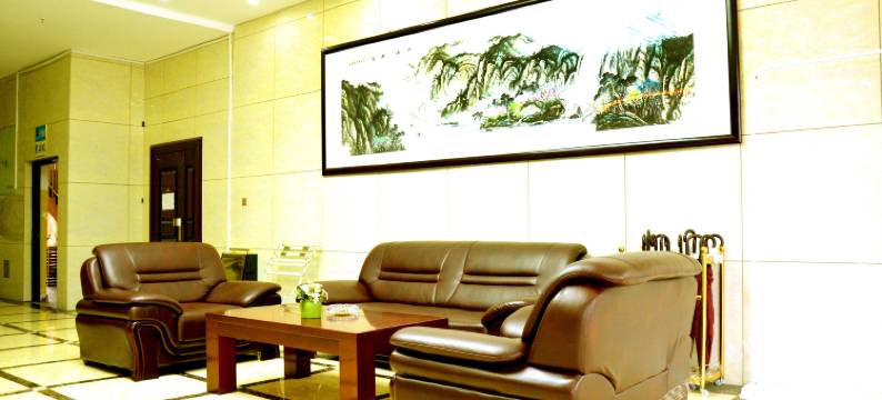 恒隆假日酒店(德州职业技术学院体育中心店)图片