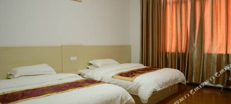 华宁旅乐商务酒店图片