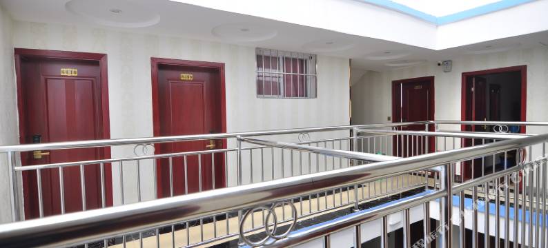 昆明苏萱精品宾馆(云大医院潘家湾地铁站店)图片