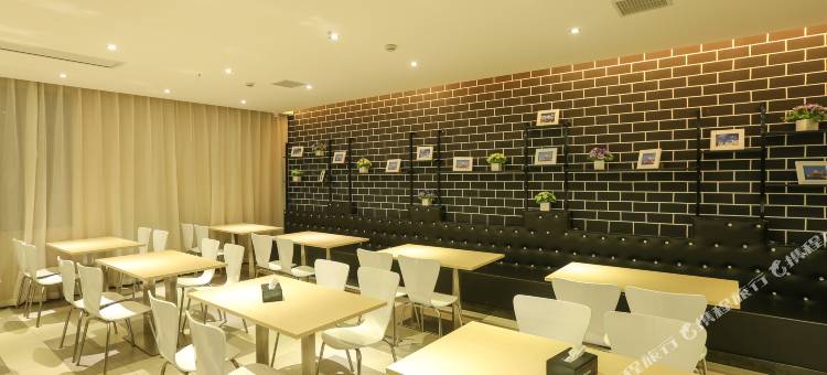 雅斯特酒店(荆州古城万达广场店)图片