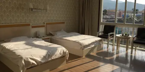 滄源佤鄉迎賓樓客棧