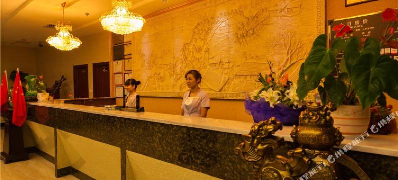 四季鹏辉酒店(汉中高铁站店)图片