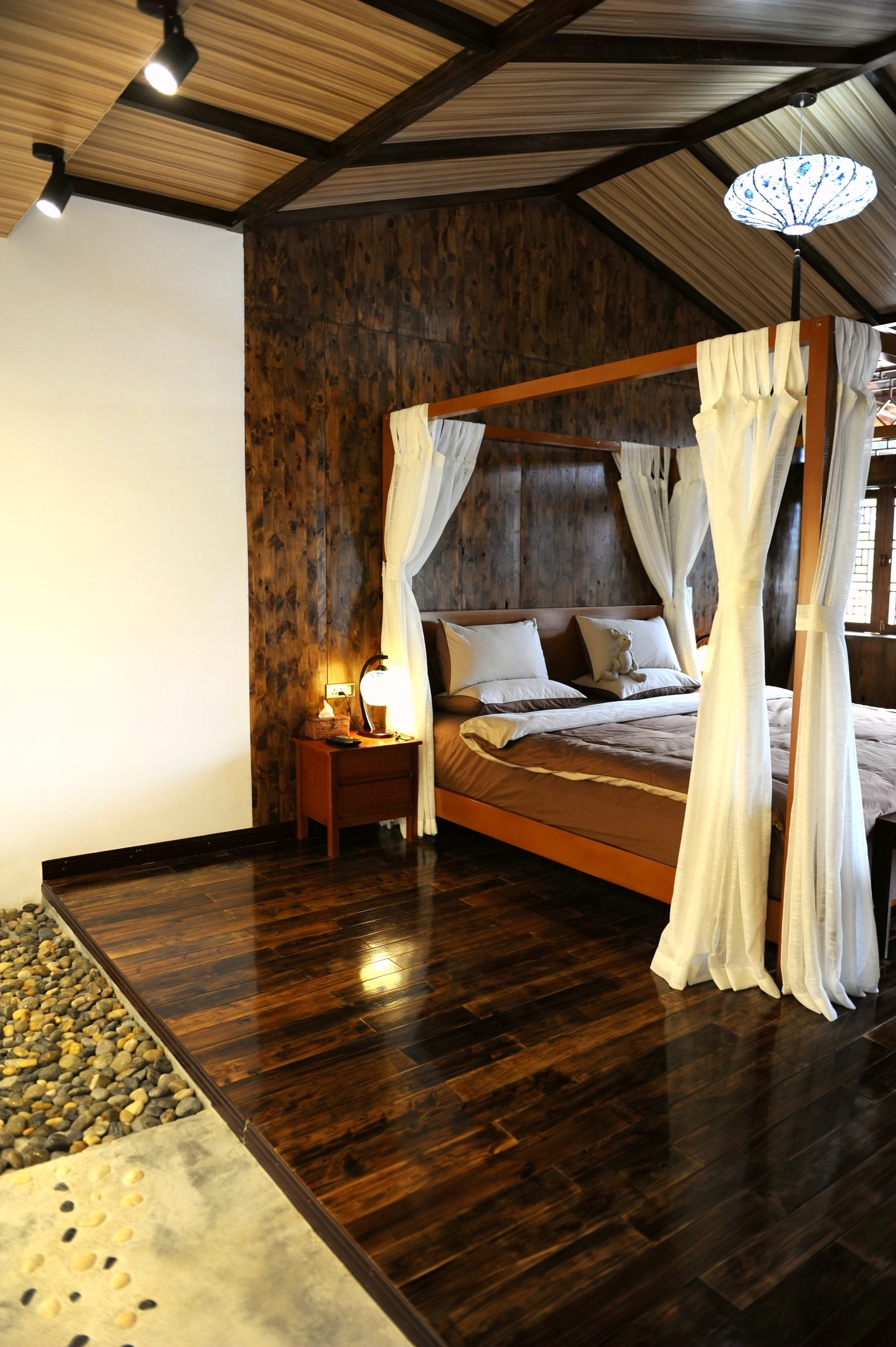 Yuqingfang Hongdu Hostel Over view