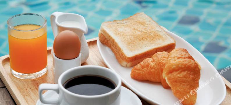 普吉岛阿夸度假村 - 靠近海滩和查龙码头(Aqua Resort Phuket - Near Beach and Chalong Pier)图片