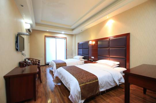 南部南隆商务宾馆