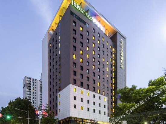 首爾江南大使宜必思尚品酒店