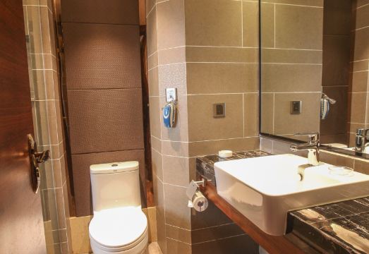 Huafu Hotel Hotel Overview