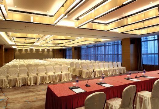 Grand Square Hotel Wuhu Hotel Overview