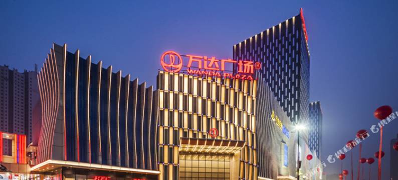 平行世界海景酒店(烟台南大街万达公寓店)图片