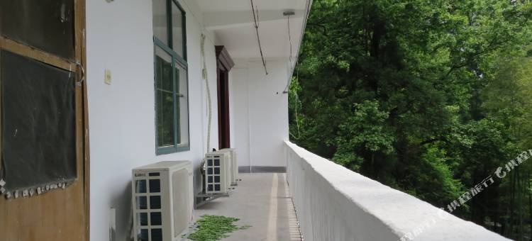 衡阳南岳谭家茅屋农家乐图片