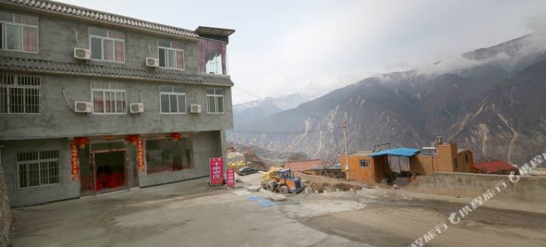 茂县十米农庄图片