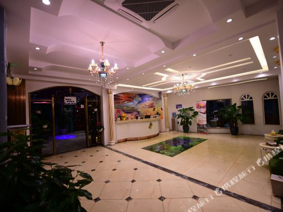 安顺度假屋.蝶恋精品酒店_地址:经济技术开发区多彩万
