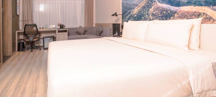 秦皇岛火车站迎宾路亚朵酒店图片