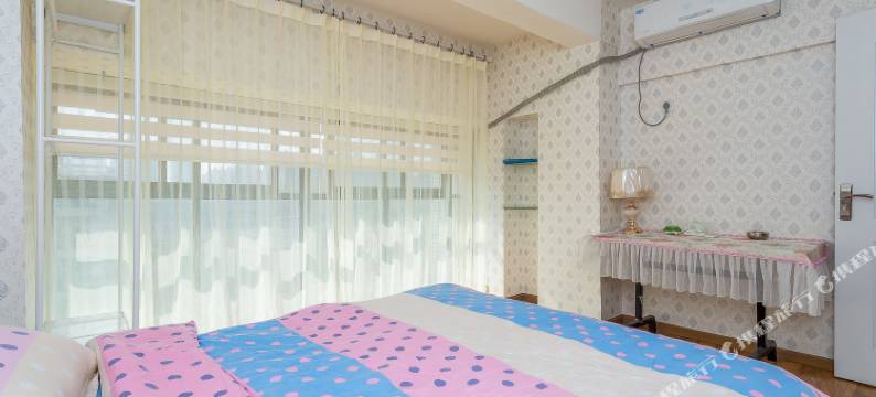 成都缤纷时代公寓图片