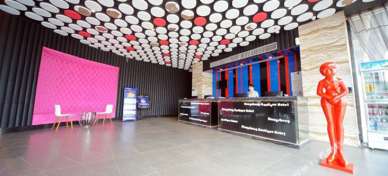 景利来艺术酒店(南宁西乡塘客运站地铁站店)图片