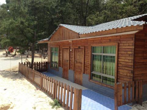 深圳沙滩小木屋