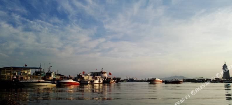 青岛栈桥劈柴院有格调两居室公寓图片