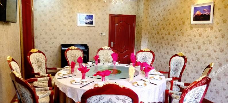 康定嘎西巴商务酒店图片