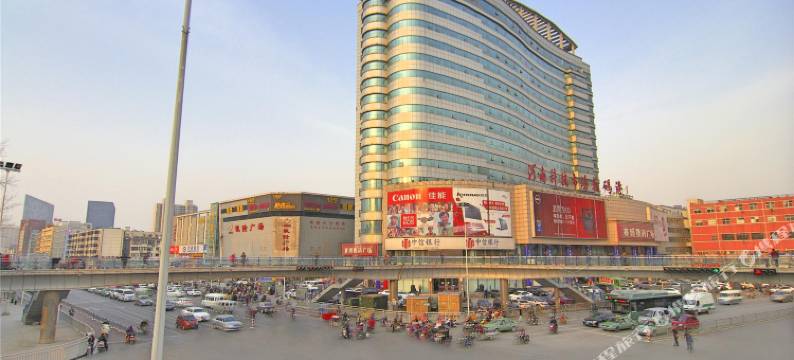 松果酒店(郑州东风路正弘城店)图片