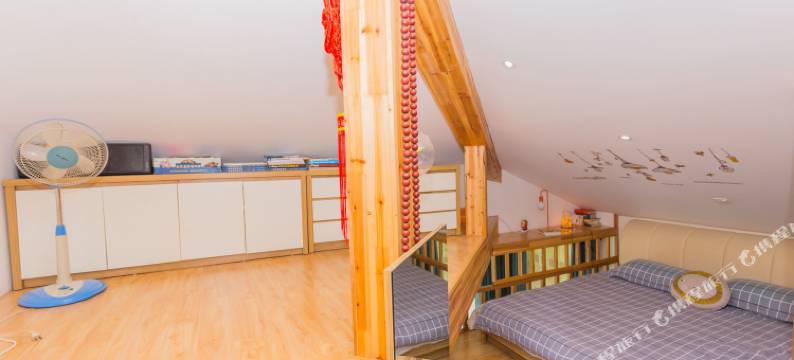 上海小猪_快跑特色民宿(咖啡饮 东江湾路店分店)图片