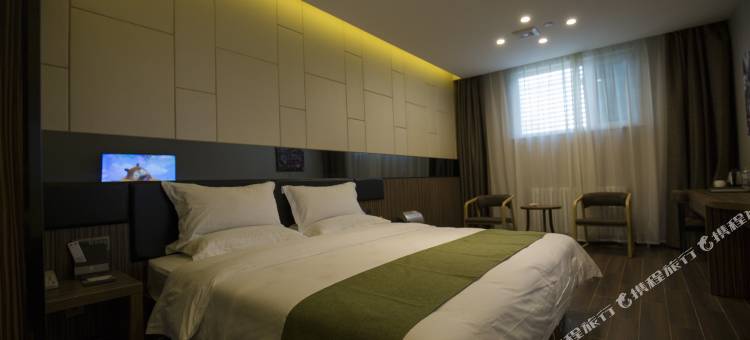 榴莲糖果精品酒店(乌鲁木齐人民电影院北门地铁站店)图片