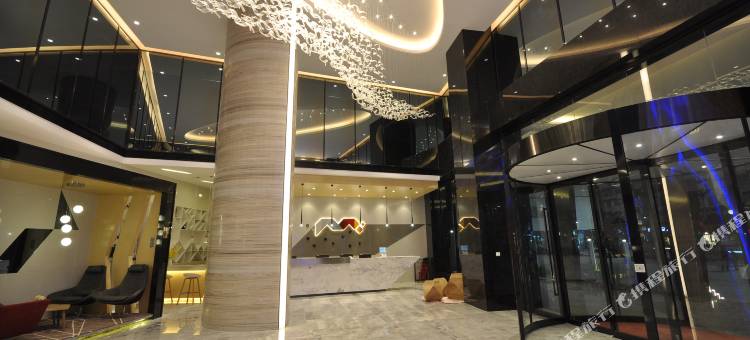 柏曼酒店(巴马中心文化广场店)图片