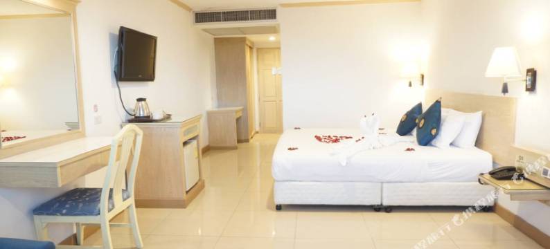 斯里纳卡林海湾酒店(Bay Hotel Srinakarin)图片