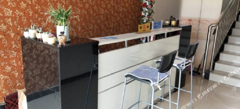 色达了了宾馆图片