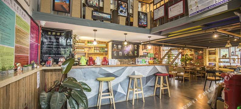 西宁河湟记忆青年旅舍(城东万达广场店)图片