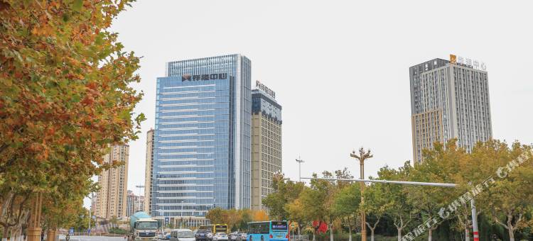 炫净精品酒店(烟台大学万象汇店)图片