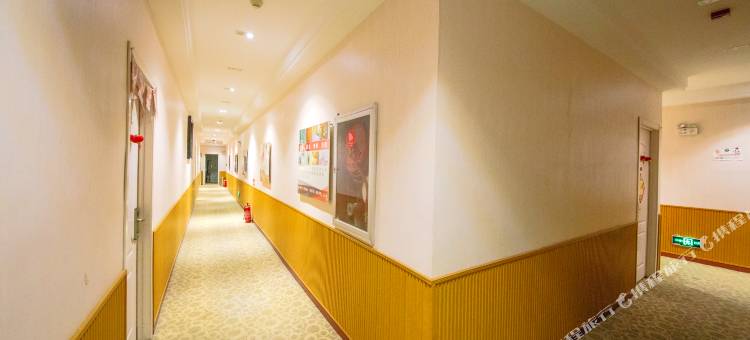 OYO骊骅宾馆(台州学院台州站店)图片