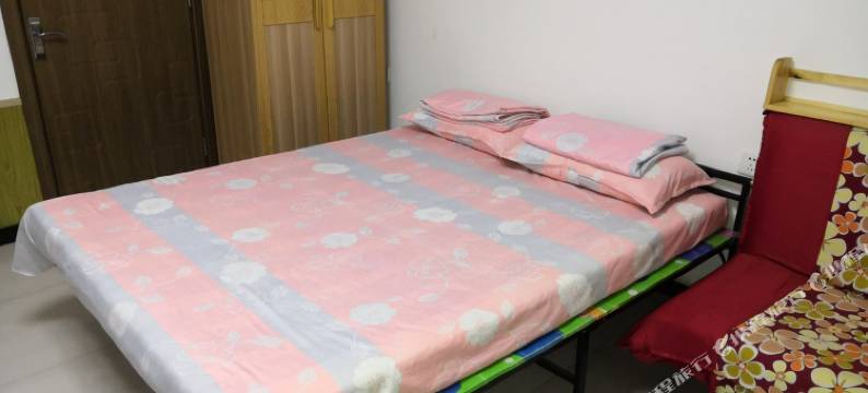 秦皇岛山海关火车站温馨大房普通公寓图片