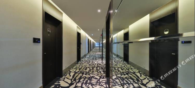 桔子酒店(长沙洋湖新城地铁站店)图片