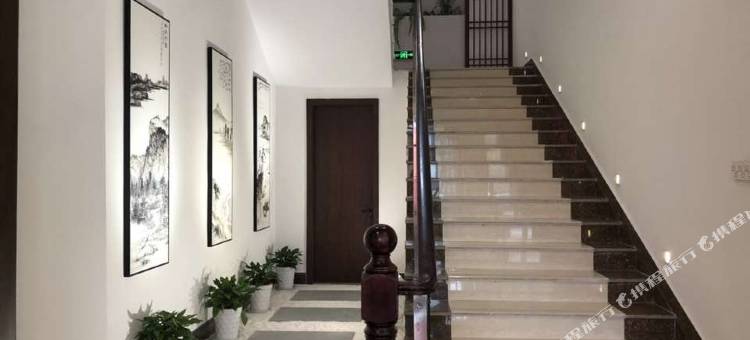 德清良呈美景假日酒店图片