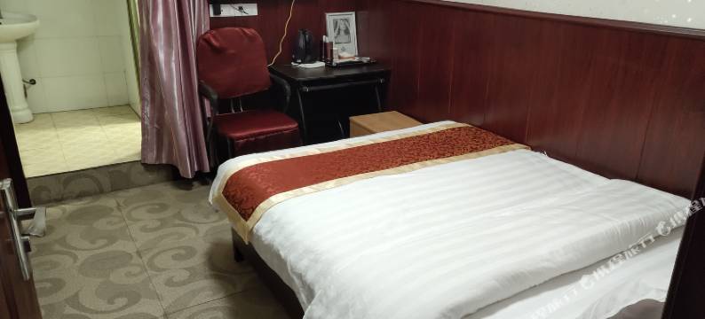 阆中以琳宾馆图片