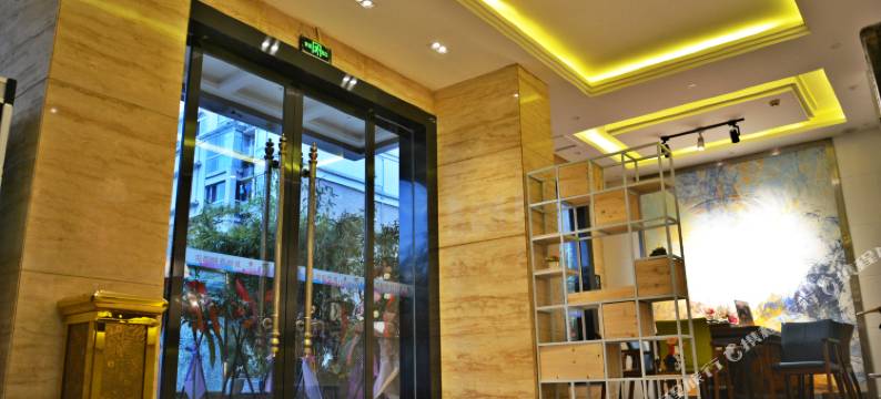 友佳瑞思贝特酒店(彭州市政府牡丹大道店)图片