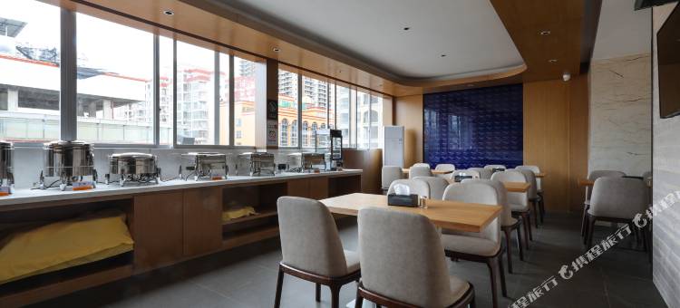 雅斯特酒店(大化县体育馆店)图片
