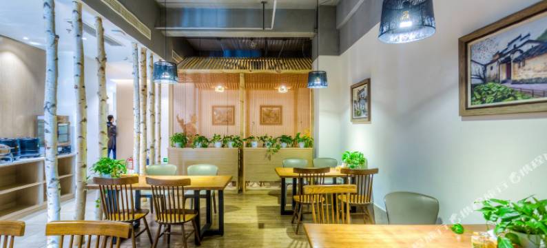 郑州俱净酒店(熙地港中州大道店)图片