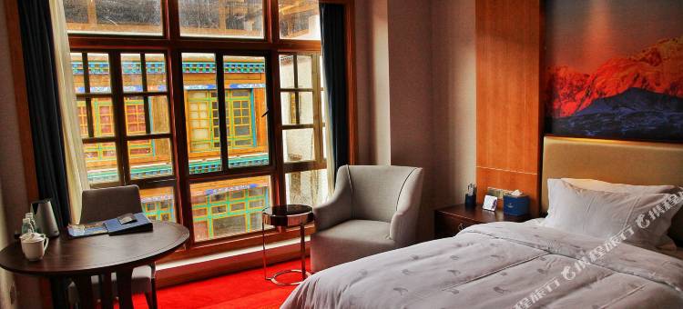 林芝喜路酒店图片