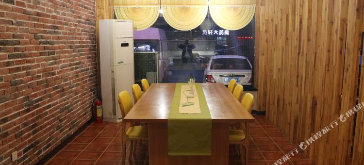 悦为漫酒店(保定清苑区裕东医院店)图片