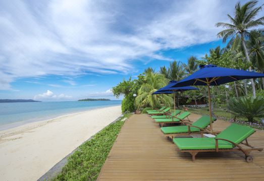 Gangga Island Resort & Spa Hotel Overview