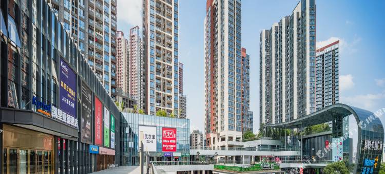 凯里亚德酒店(深圳麟恒广场六约地铁站店)图片