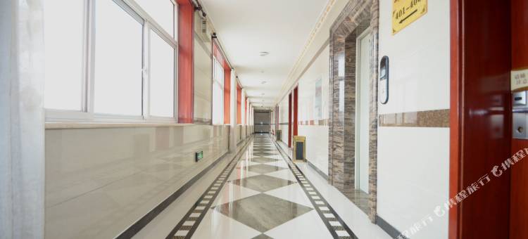 涞源泊·诗乐精选酒店图片